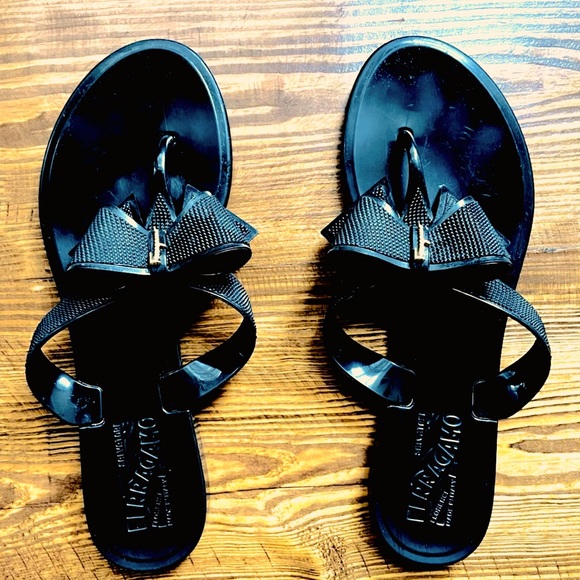 Ferragamo Sandals for the beach or pool. - Picture 1 of 4